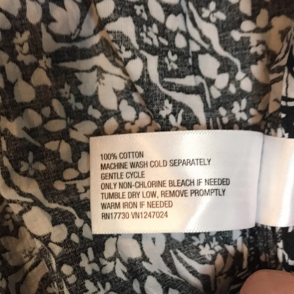 Universal Thread Fall Ruffle Sleeve Flounce Blouse Black/White Floral Top | NWT! - Picture 5 of 5